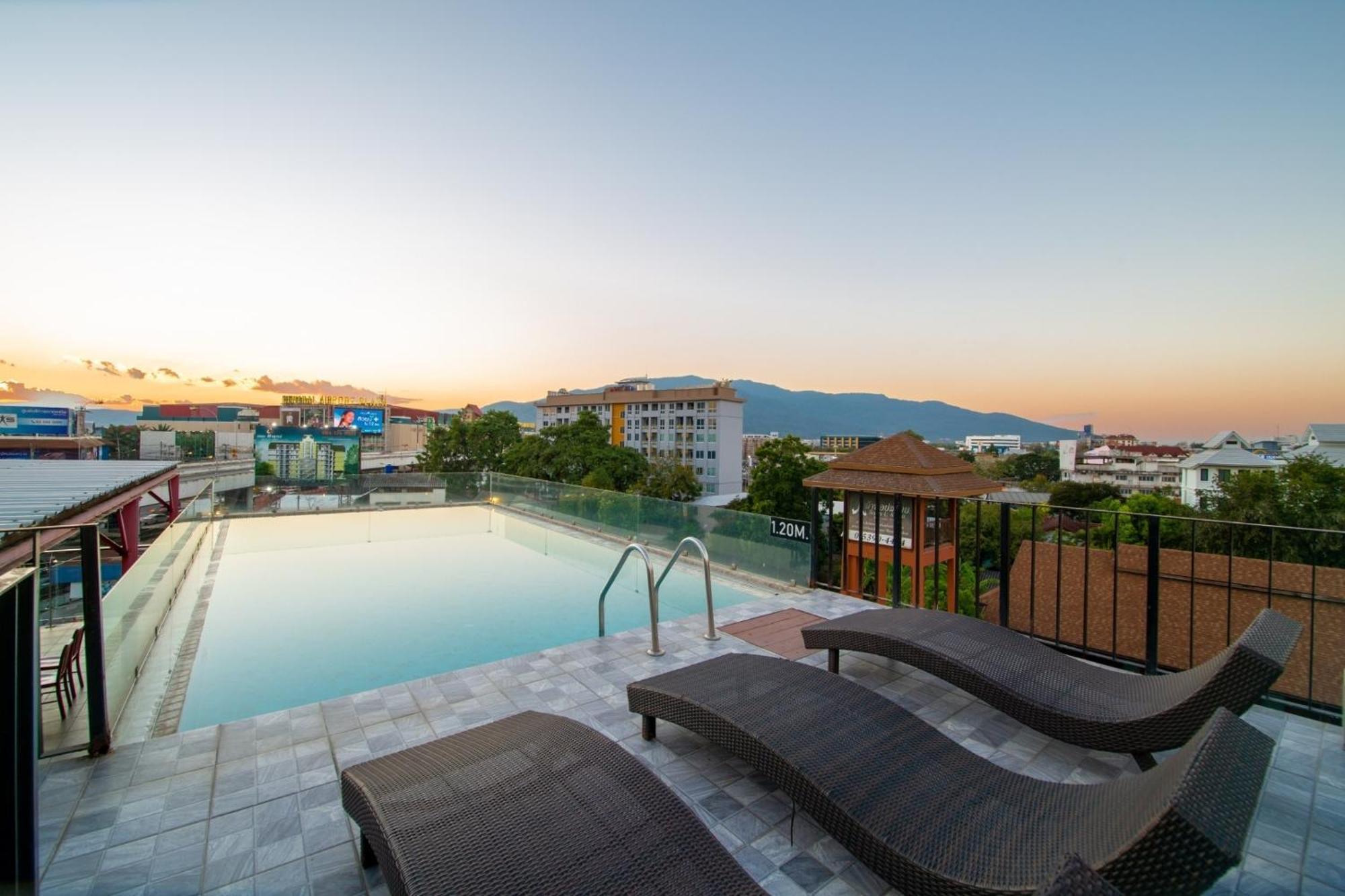 We Terminal Hotel — Photos 3